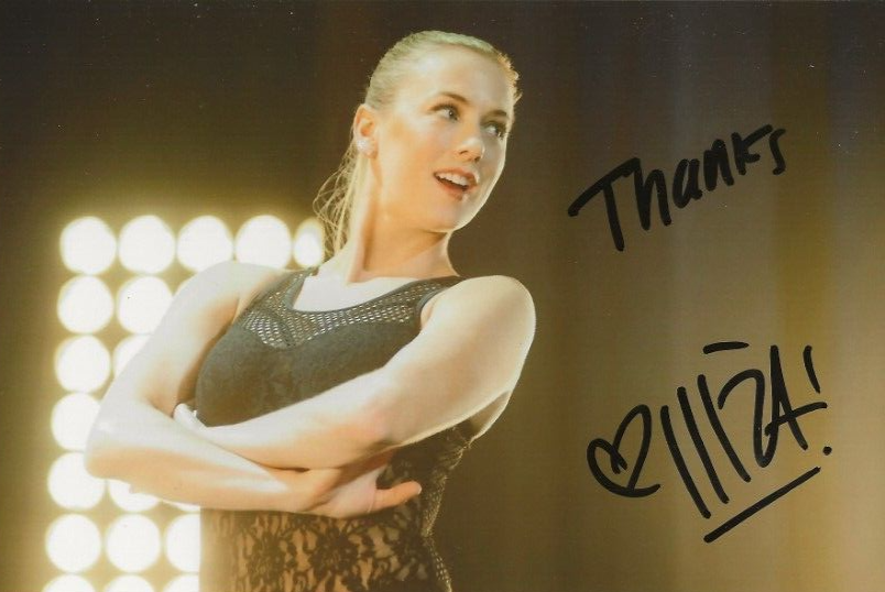 Iliza Shlesinger REAL hand SIGNED 4x6