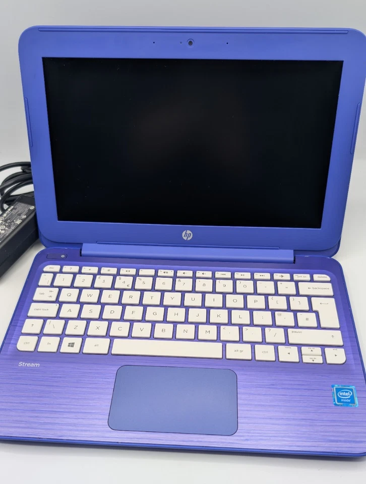 HP Stream 11-r000na Notebook/Laptop. Blue. Complete with charger - Image 4 of 4