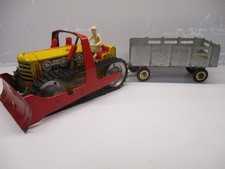 MARX TIN LITHO WINDUP CATERPILLAR BULLDOZER TRACTOR 1940s TOY WORKS AND SPARKS