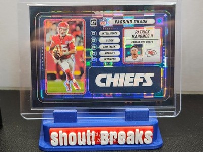 Patrick Mahomes 2025 Donruss Optic #5 Black Pandroa Prizm Passing Grade Chiefs