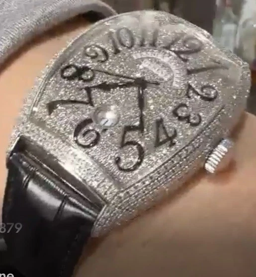 Juego de diamantes personalizados Franck Muller Cintree Curvex negro 8880 B SC DT Foto 2 de 4