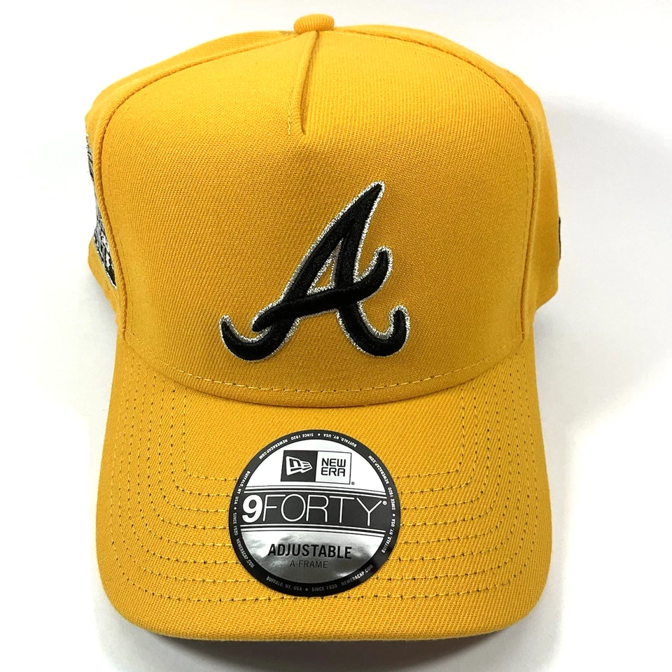 Gorra New Era Atlanta Braves Exclusiva Amarilla Negra 9FORTY Marco A Snapback Foto 2 de 4