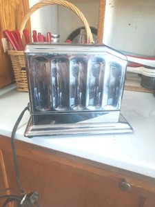 Walters-Genter model 1B3 Toaster
