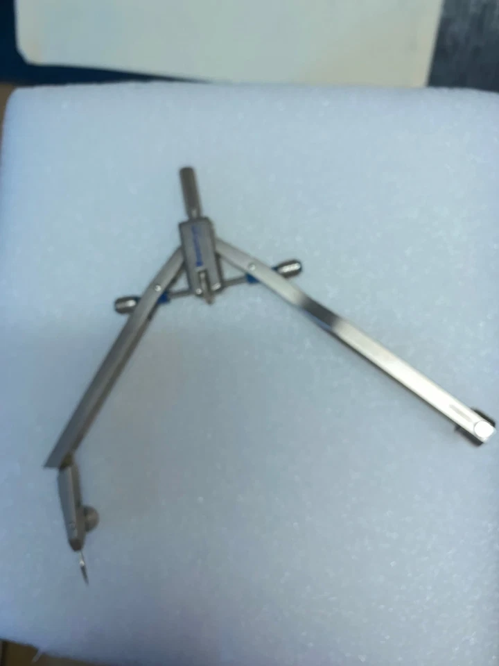 Compas staedtler emplacement rotring, technique, mécanisme de précision - Photo 4/4