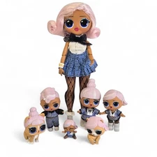 LOL Surprise Dolls Uptown BB Family Fashion Doll w/3 Littles & 2 Pets OMG