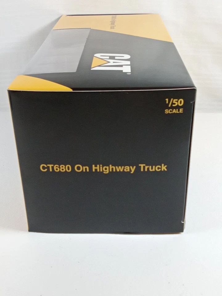 Camión Caterpillar CT680 6 X 4 - Camión de carretera naranja TR30003-05 MB Foto 2 de 3