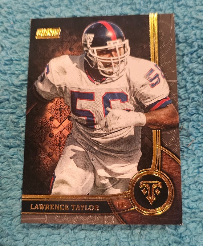 L) 2015 Topps Triple Threads NFL Lawrence Taylor New York Giants NO72
