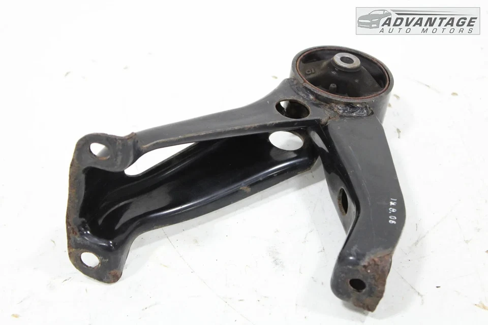 11-24 MITSUBISHI OUTLANDER SPORT 4WD 2.0L L4 LEFT MOUNT BRACKET SUPPORT OEM - Image 4 of 4