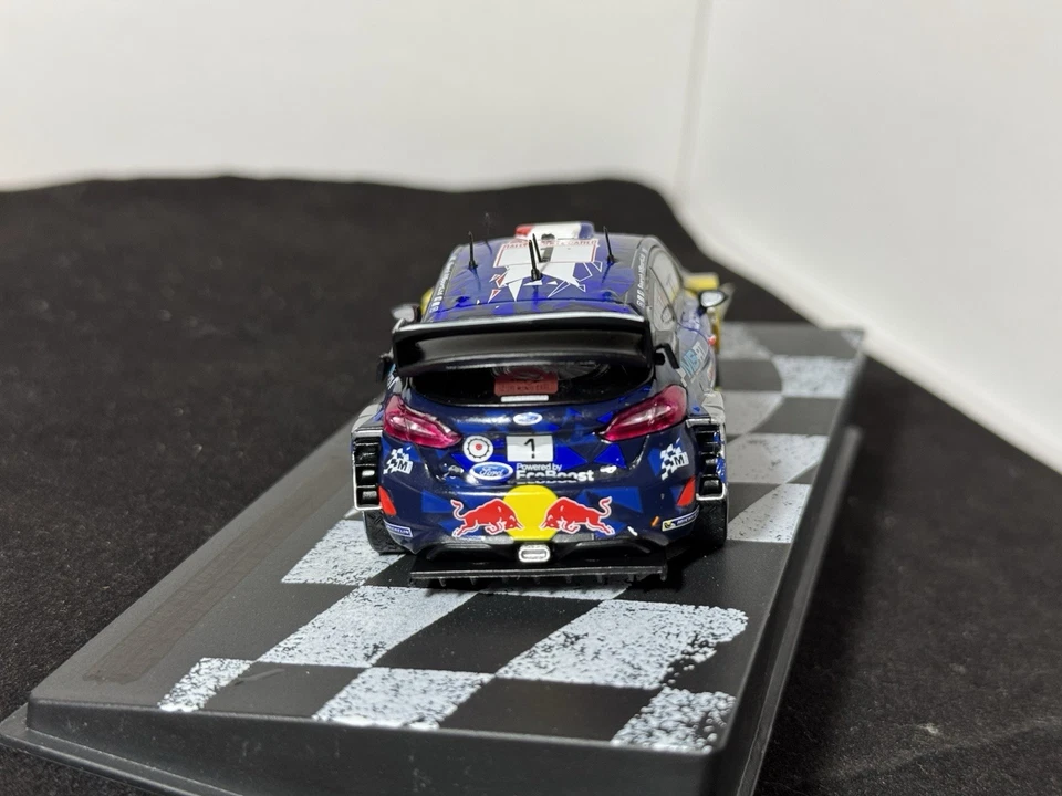 FORD FIESTA WRC #1 S.OGIER-J.INGRASSIA WINNER MONTECARLO RALLY 2017 ALTAYA 1:43 - Immagine 4 di 4