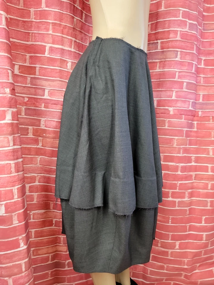 FALDA COMME DES GARCONS Lana Gris Globo MUJERES Midi Bordes Crudos Talla M NUEVA #03 Foto 2 de 4