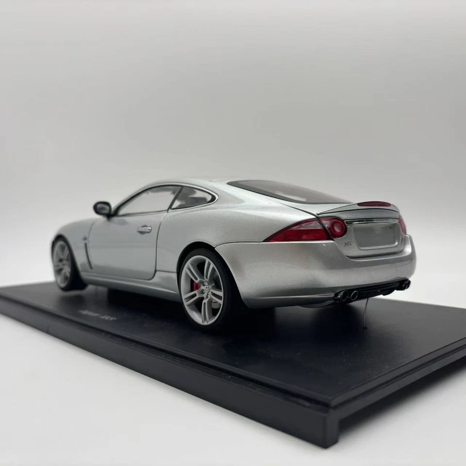 Autoart 1/18 Jaguar XKR aleación de plata modelo de coche abierto raro Foto 3 de 4
