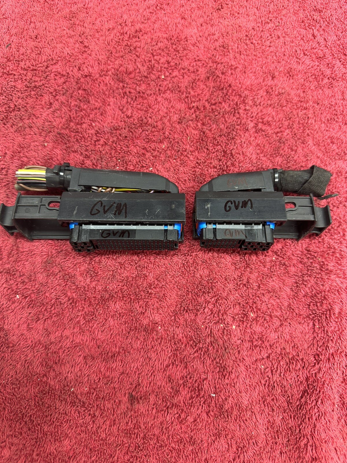 Picture 1 of 4