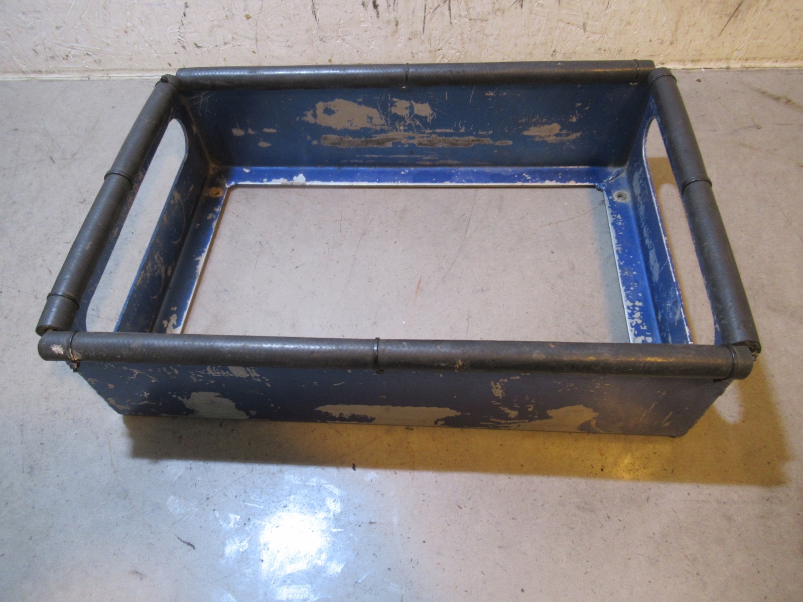Picture 1 of 4