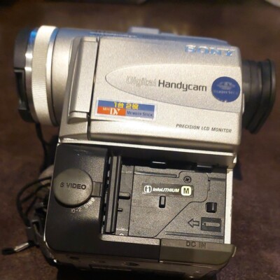 SONY DCR-PC100 Camcorder Video Camera Recorder miniDV SONY DCR-PC100 Camcorder Video Camera Recorder miniDV