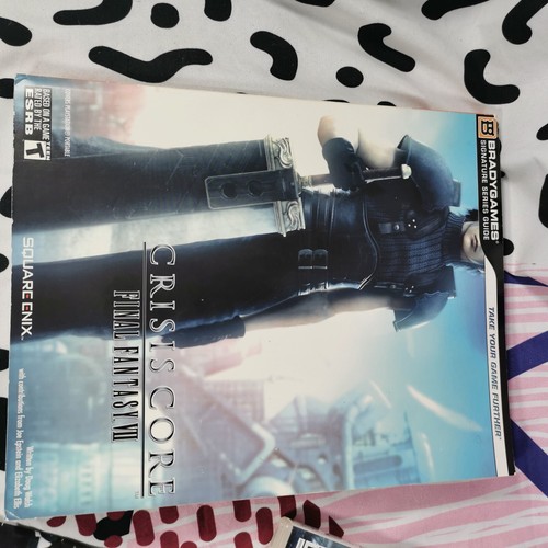 Crisis Core: Final Fantasy VII Juego y Bradygames Guía de Estrategia - CON PÓSTER - Imagen 4 de 13