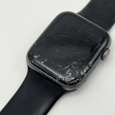 Apple Watch Series 4 - 44mm - GPS + Cellular - Space Gray Aluminum 