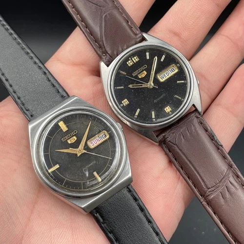 Lot of 2 Vintage Seiko 5 Automatic Men’s Watches – Fully Working