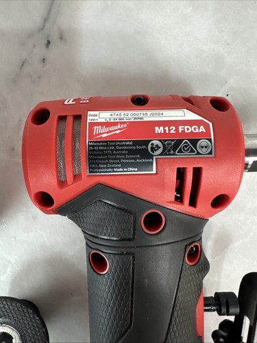 Milwaukee M12FDGA-0 12V Die Grinder - Picture 7 of 15