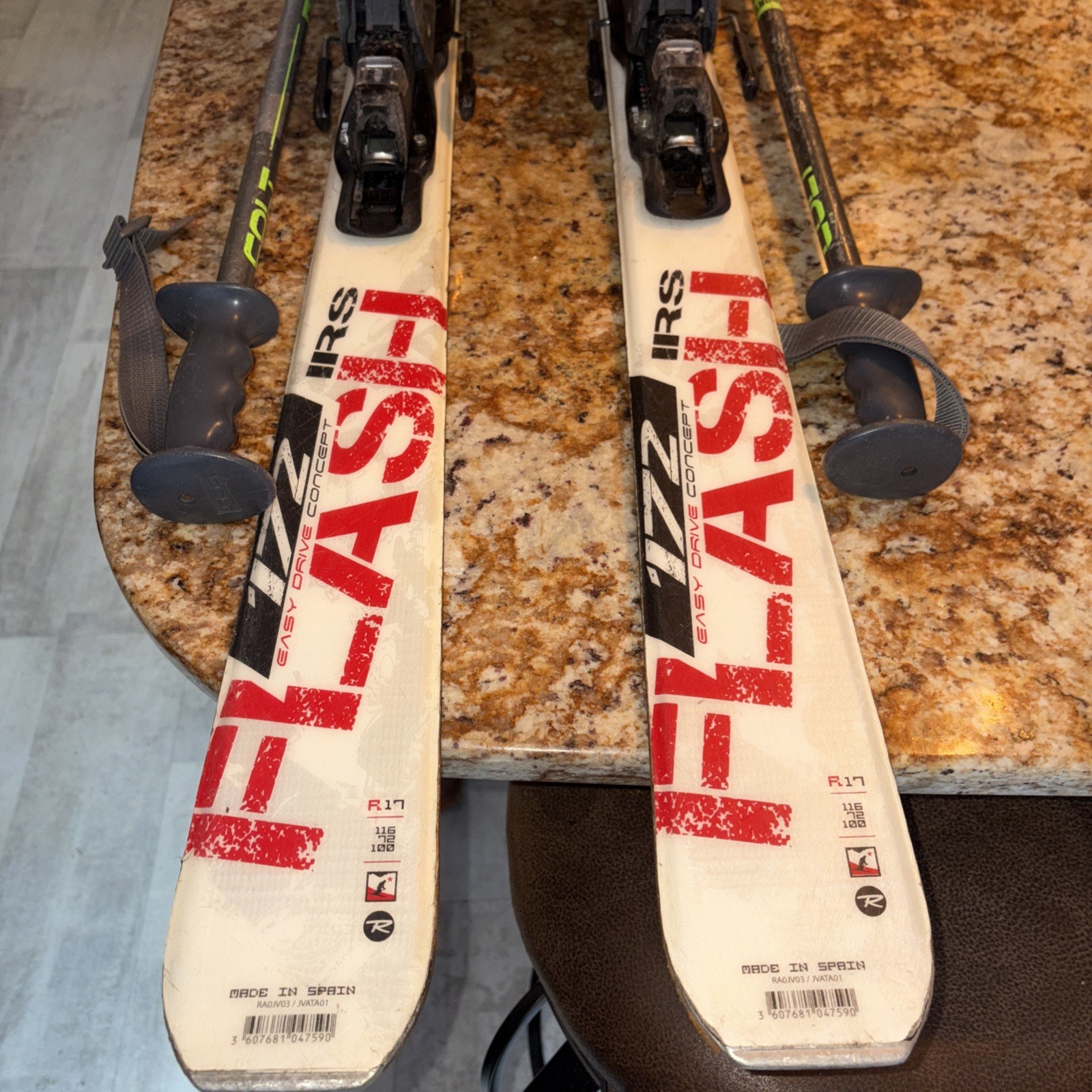 Rossignol Flash IRS 172 cm skis, Adj. Bindings, Lange Boots, Poles Package