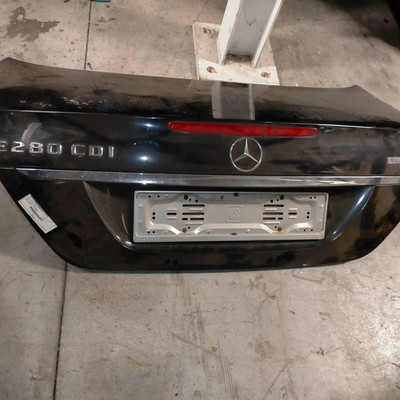 A2117500275 Hintere Haube.  MERCEDES-BENZ Classe E (W/S211) 350 Ber 4p/b/3498cc