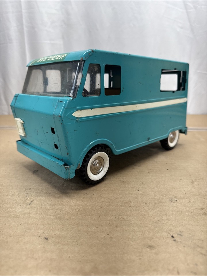 Vintage HTF STRUCTO 1960s WEEKENDER CAMPER VAN with Awning PRESSED ...