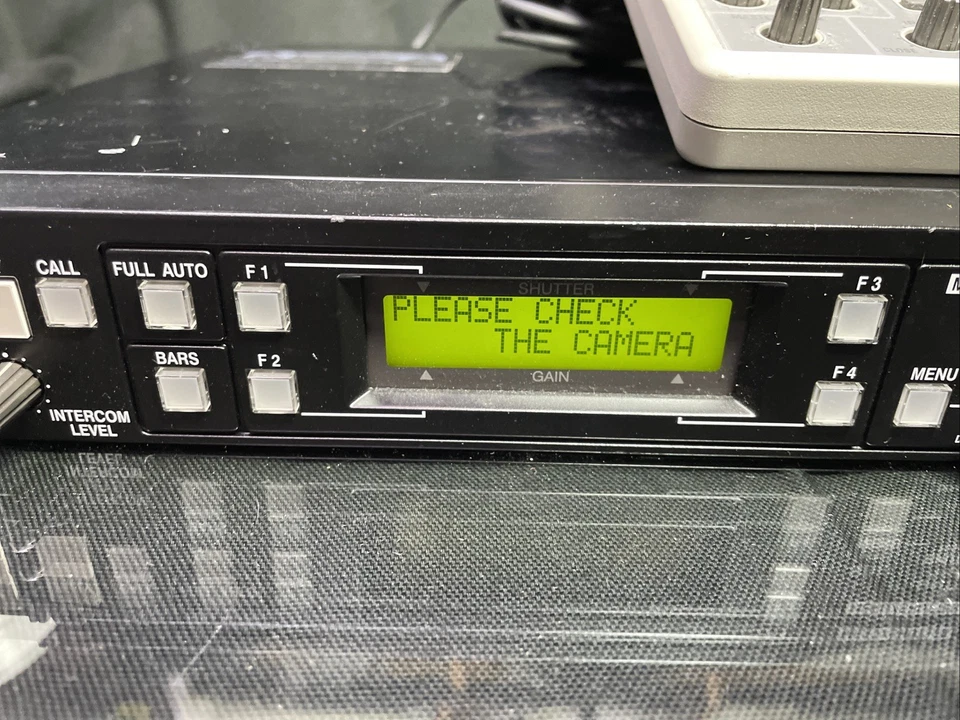 Unidad de control remoto JVC RM-HP250 y RM-LP55 U control remoto portátil - ambos se encienden Foto 2 de 4