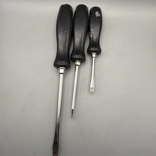 Snap On Flat Bladed Screwdriver Set Sdd2-sdd6 Lot Of 3 Snap On Flat Bladed Screwdriver Set Sdd2-sdd6 Lot Of 3