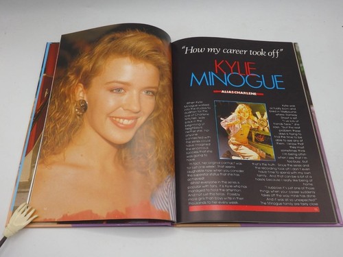 NEIGHBOURS TV Soap ANNUALS 1989 1990 1991, Special & Fact / Interviews Book - Picture 24 of 24