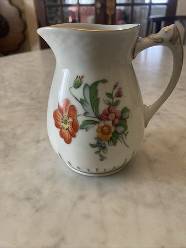 B & G Bing & Grondahl Copenhagen Porcelain Denmark Floral Flowers Creamer 303” - Picture 7 of 8