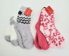 Winter Cozy Fuzzy Socks Women’s One Size Fits Most Pink, Gray  NWT (Set of 4)