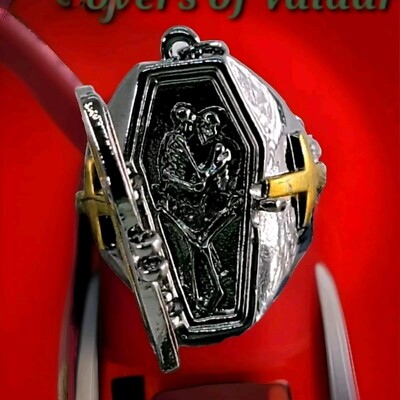 HAUNTING COFFIN RING SIZE 13 Movable Lid Lockable SKELETONS HALLOWEEN JEWELRY 