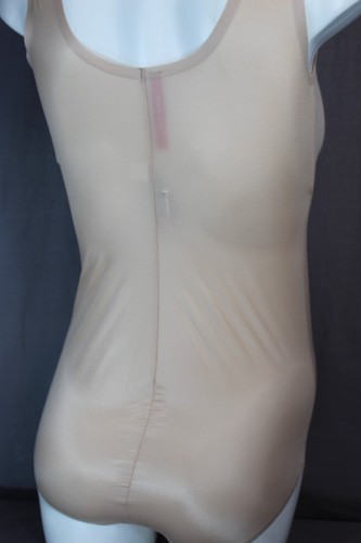 Spanx Instincts 2.0 Tank Panty Body 10348R Morbido Nudo Taglia Media - Foto 5 di 10