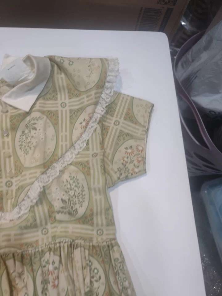 Vintage Girls Dress Size 6 1960s Cinderella Brand Floral light Green  - Image 4 of 4