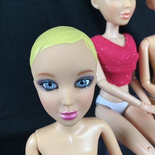 Spin Master Liv Dolls Lot of 3 Green and Blue Eyes Blond Articulated  - Picture 3 of 7