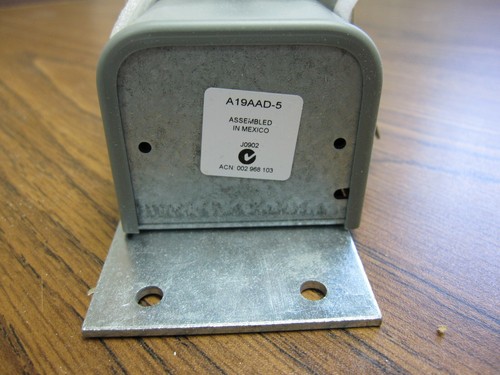 JOHNSON CONTROLS Line V Mechanical Tstat,24 to 277VAC,6A, A19AAD-5C, Gray - Picture 3 of 3