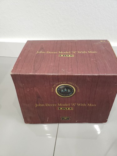 RARE 1/16 John Deere Model A with Man "Gold Edition" Tractor by ERTL W/Box! - Picture 7 of 9