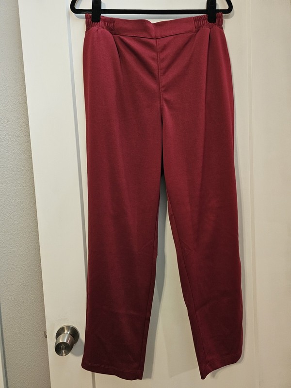 LuLaRoe Lena Work-Leisure Pant Size Large Beautiful Solid Red Ponte Fabric NWT