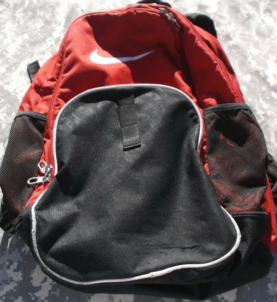 Nike SB リュック・バック 黒と赤 Backpack Amazon.com | Nike SB RPM Rucksack Backpack Red Black