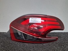 Feu arrière Peugeot 208