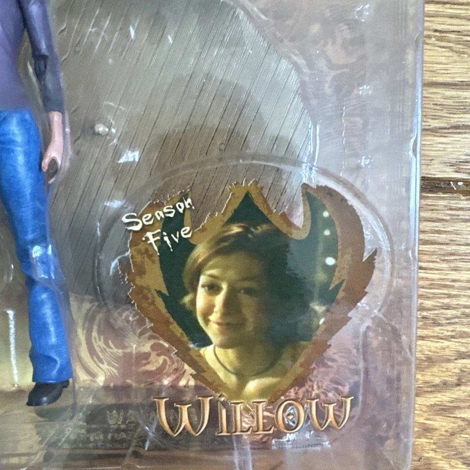 吸血鬼杀手巴菲 | "Willow" 可动人偶 | 钻石精选玩具 (2004) — 第 3/4 张图片