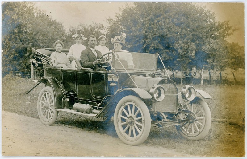 Antique RPPC Motorists in Shiny New 1912 E-M-F 30 Touring Car Early Automobile