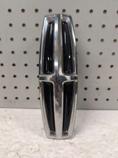 2020-2023 Lincoln Aviator Front Iluminated Star Emblem Logo Ll7b-8k141-aa 0444 2020-2023 Lincoln Aviator Front Iluminated Star Emblem Logo Ll7b-8k141-aa 0444