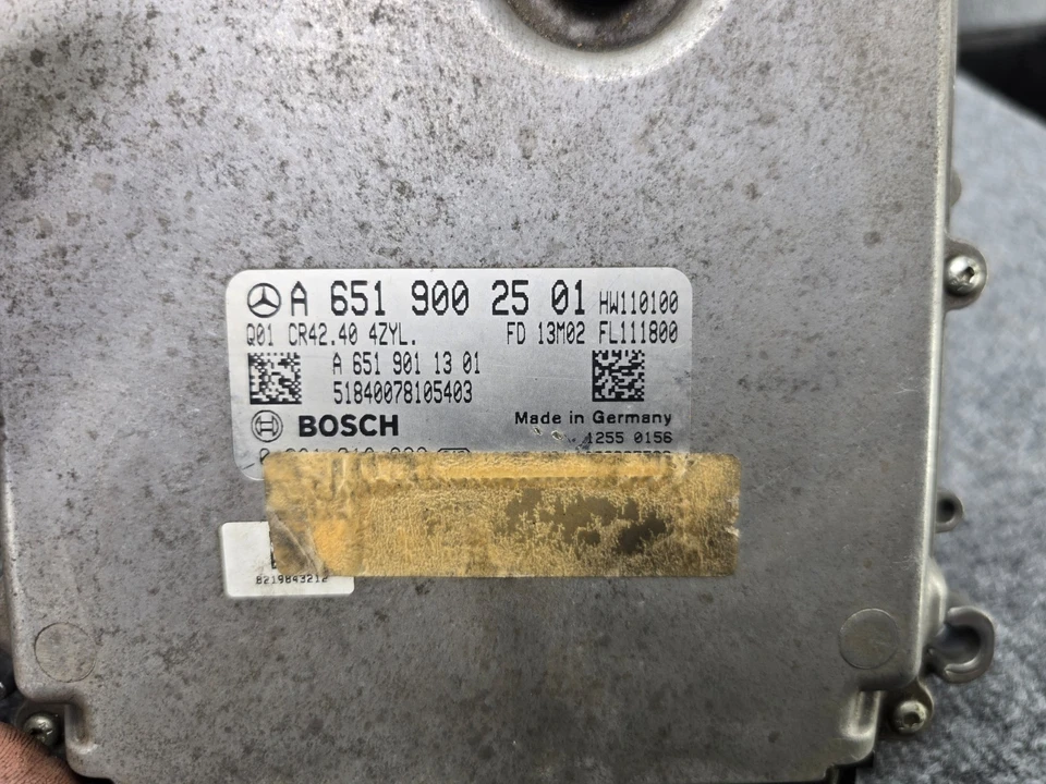 ECU модуль управления двигателем в сборе 2013-2015 Mercedes X204 GLK250 OEM - Изображение 3 из 4