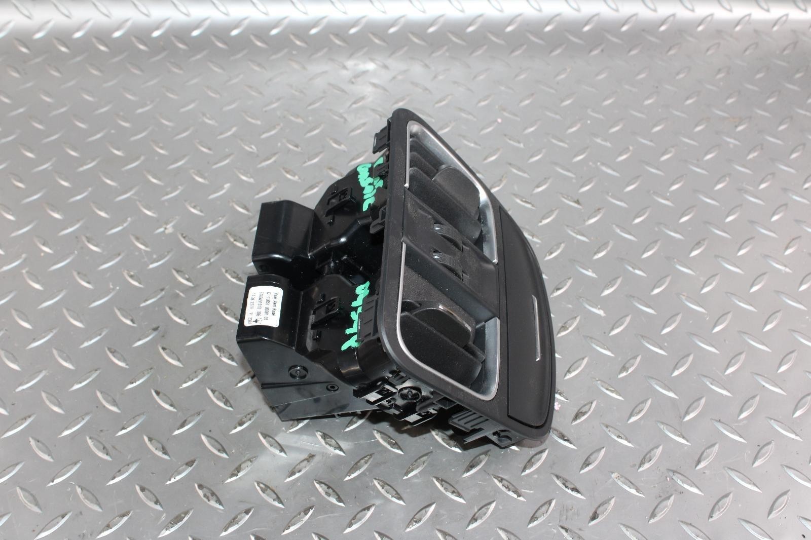 17-20 Levante Black Floor Center Console Rear Heat AC Air Vent Trim Panel OEM OE
