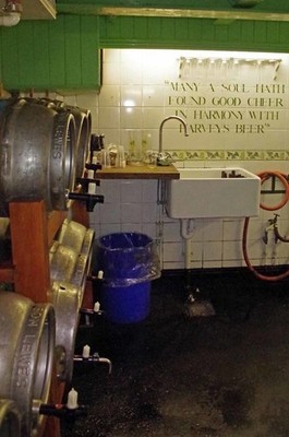 Foto 6x4 Qualitätskontrollraum verlässt jede Charge Bier, die durch c2017 geht