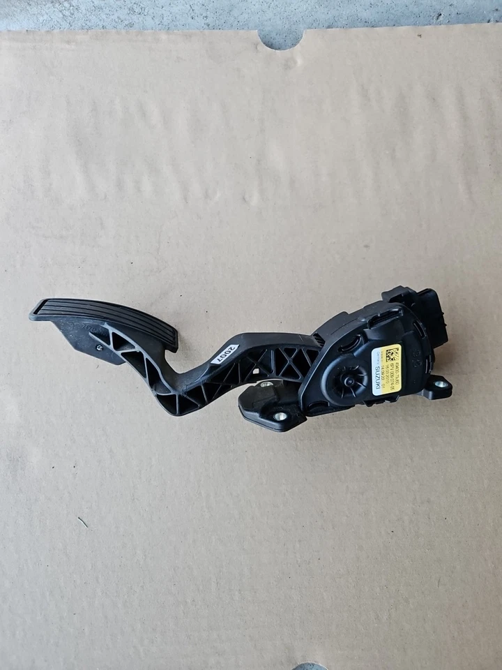 Pedal acelerador de gasolina Suzuki SX4 2010-2013 49400 79J60 PÉTALO DE COMBUSTIBLE 2,0 OEM Foto 2 de 4