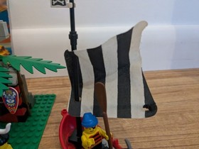 LEGO Pirates Islanders: King Kahuka's Throne (6262) 100% Complete w/ Manual