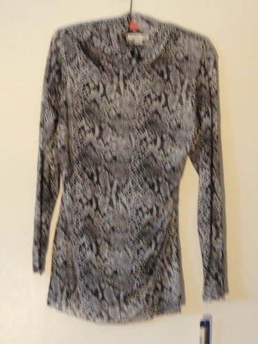 Pendleton NEW Sheer Knit Misses L Nylon Black White Gray Snakeskin Turtleneck - Picture 2 of 8