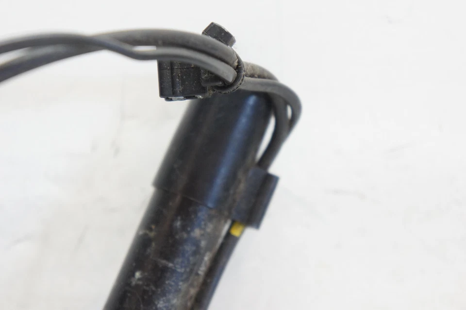 2012-2016 宝马 328i 左前驾驶员侧座椅皮带扣 原始设备制造商 *A4847 — 第 2/4 张图片