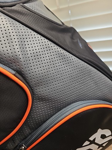 Onix Pickleball Backpack Large Logo Hold All Your Gear in One Bag KZ1000 (W3) - Picture 11 of 12